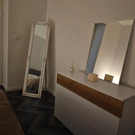 Apartman Cozy In The Center Of Tirana