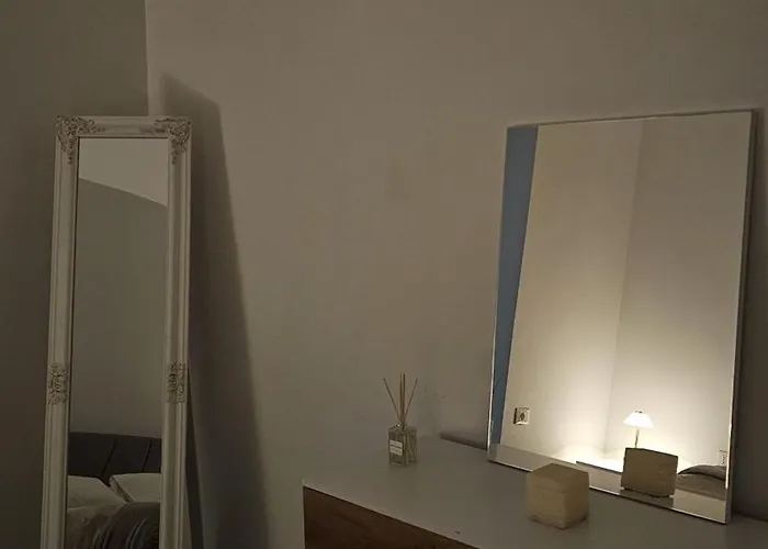 Apartment Cozy In The Center Of *