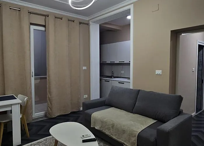 Cozy In The Center Of Apartment